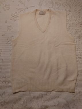Vintage Lord Jeff Men's V-Neck Sweater Vest in Cream - Classic Knit